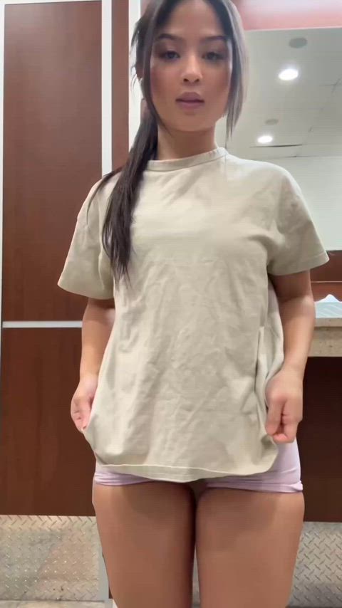 showing off in the best angles