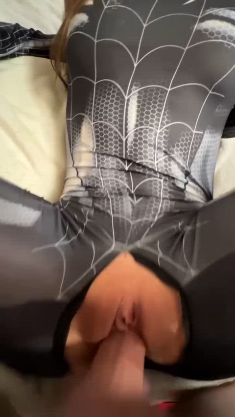 ShowyTwinWasp thumbnail
