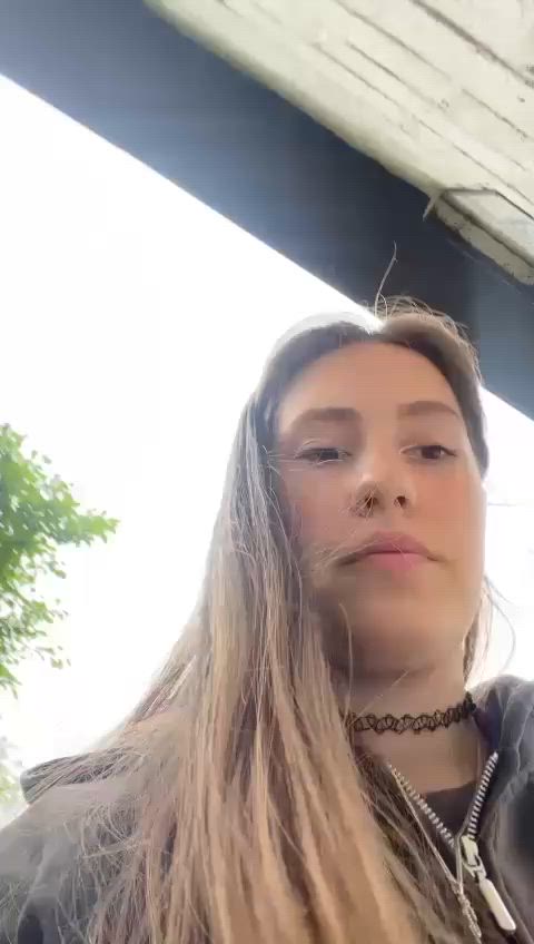 Ukrainian waiting for you outside coming back from war