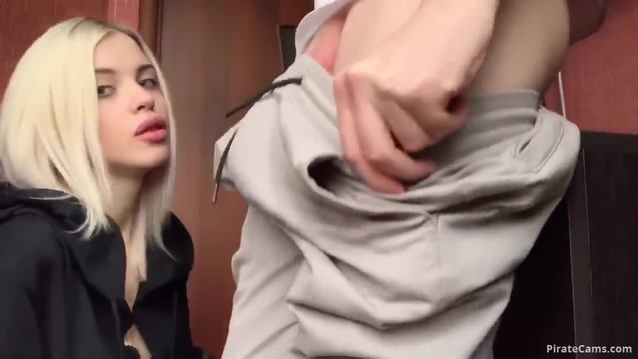 Blowjob from Blonde Teen
