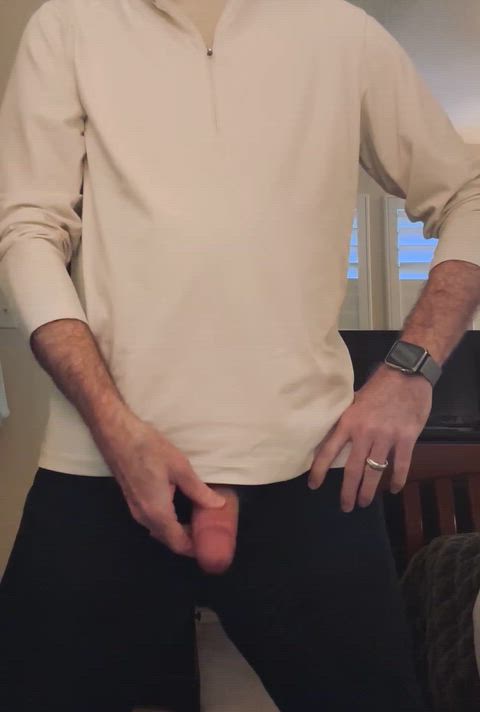 Married Dad Has A Warm Load For The Right Cumslut