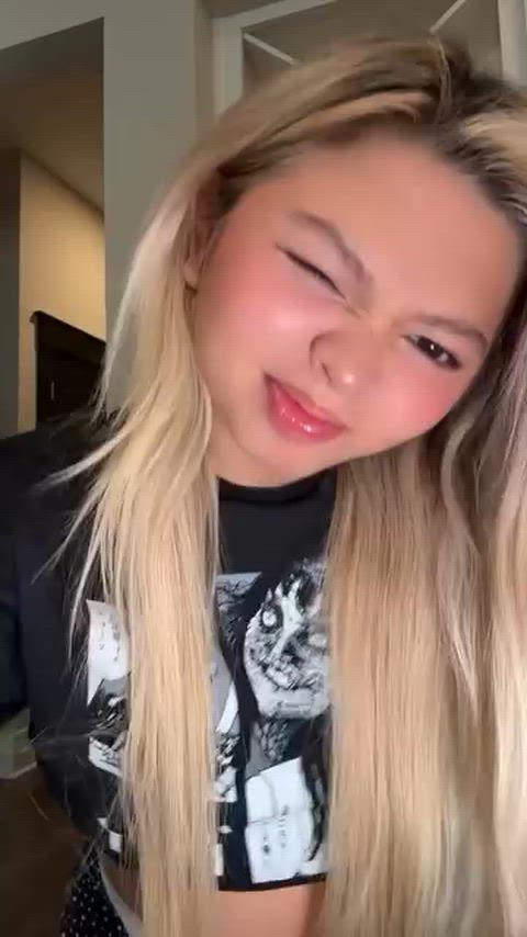 Roses are red, violets are blue, I’m naked in bed thinking of you… come ruin me?