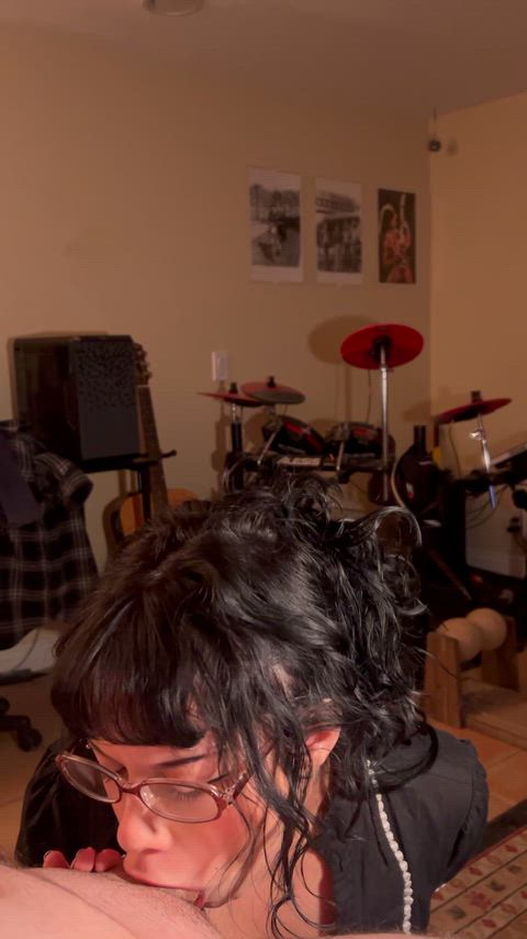 Study buddy won’t stop until she’s swallowed the whole thing