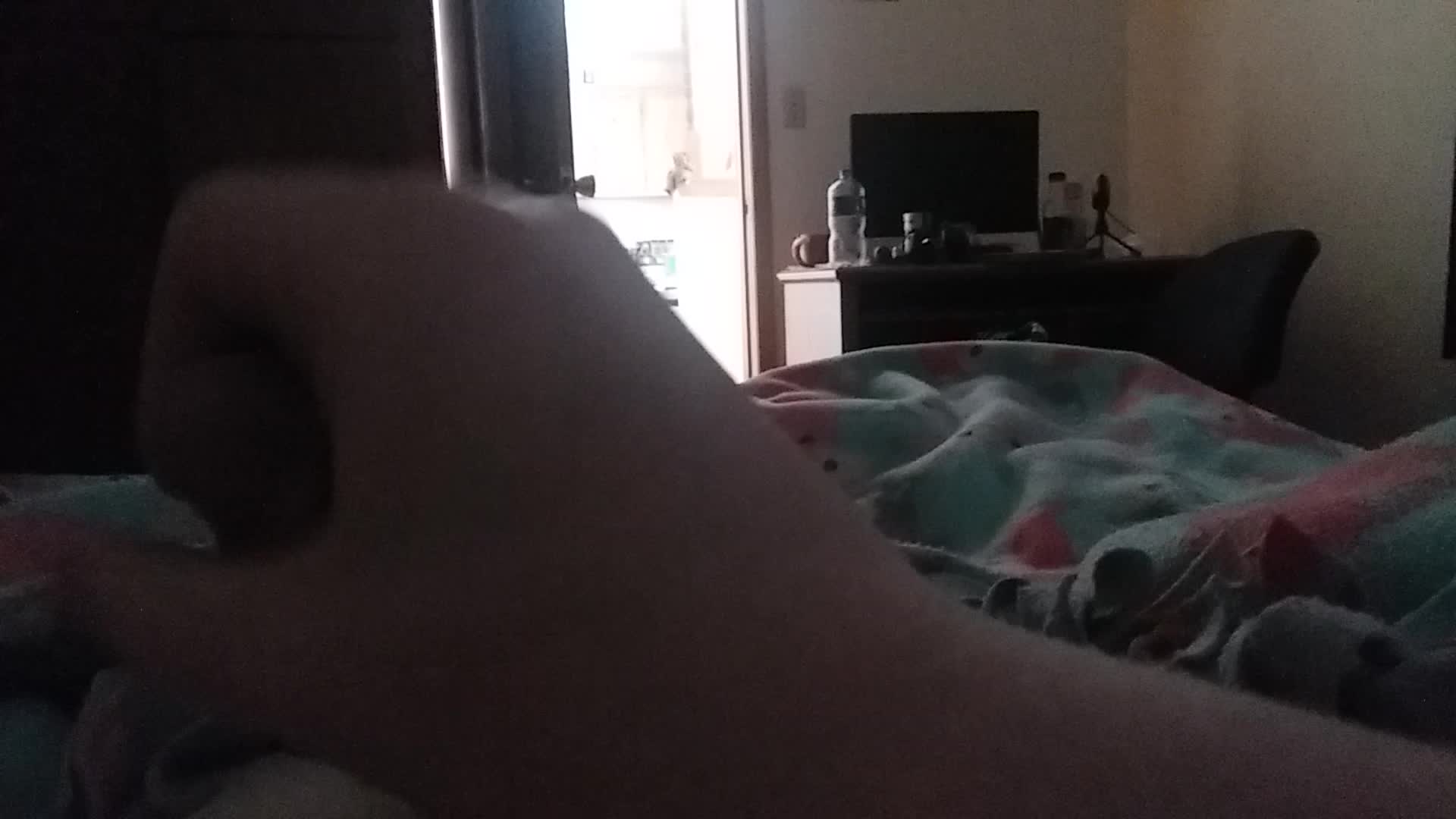 I'm so fucking horny. I crave cock in my mouth more than anything.