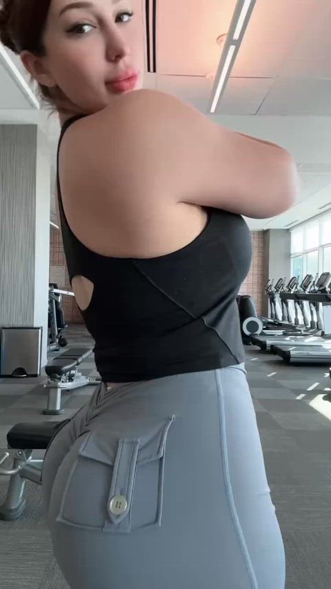 My cake jiggles in these