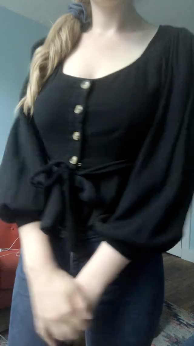 this is my go to first date outfit. what do you think?