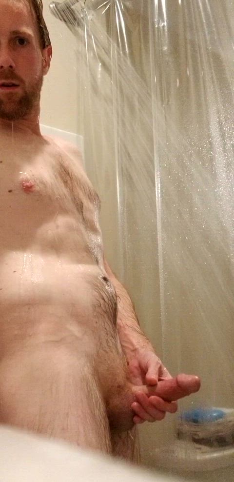6'5", love showing off my fountain cumshots 🤤