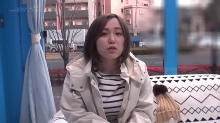 Picking Up A Kind-Hearted Girl With Big Tits And Having Her Possess The Body Of An Amateur Guy!