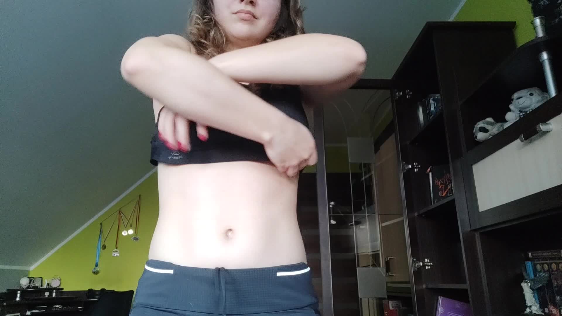 Hope you don't mind there are tits too ^^