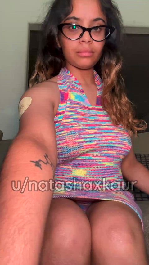 I need my pussy underneath my dress touched so badly. There’s so many reasons why I don’t like wearing panties. Requiring easy access is one of them.