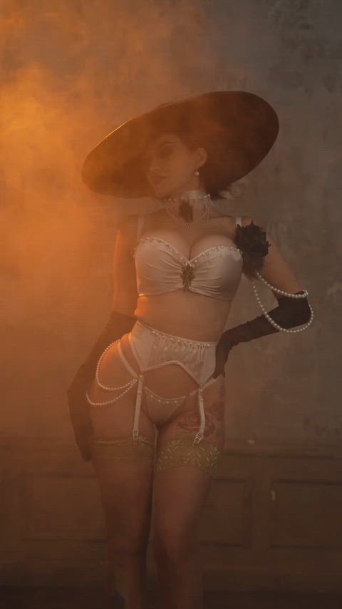 Dimitrescu (KalinkaFox)