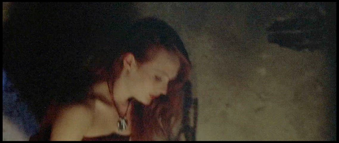 Daisy McCrackin - Halloween Resurrection (2002)