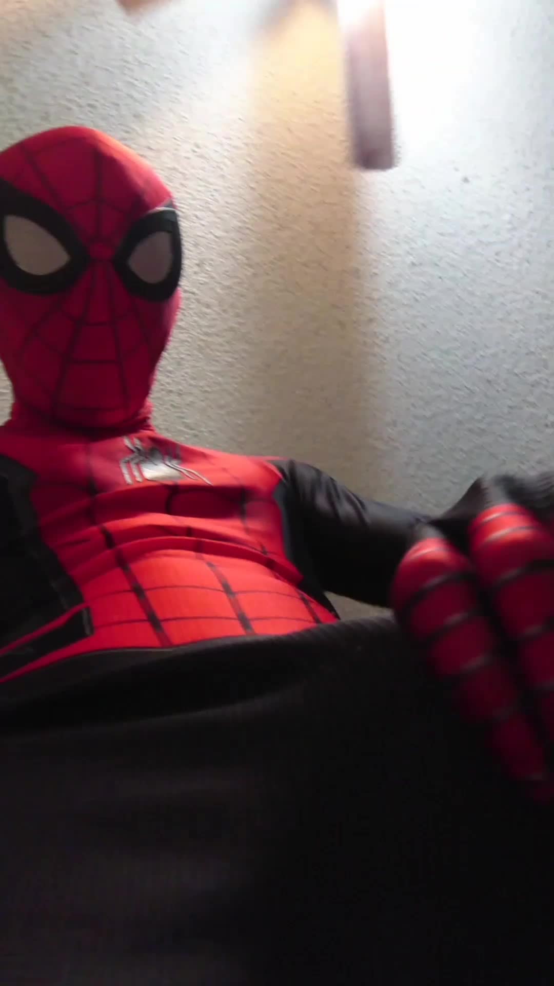Oh fuck I'm gonna bust a WEB 😂