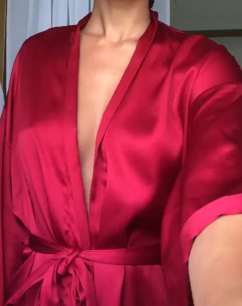 Revealing the breasts prize