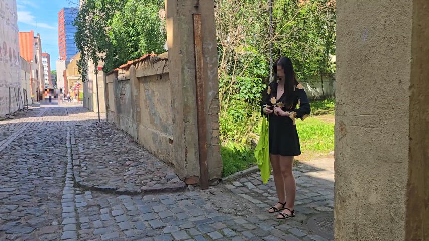 Why use changing rooms when you can just get changed here, u/FluidMathematician18