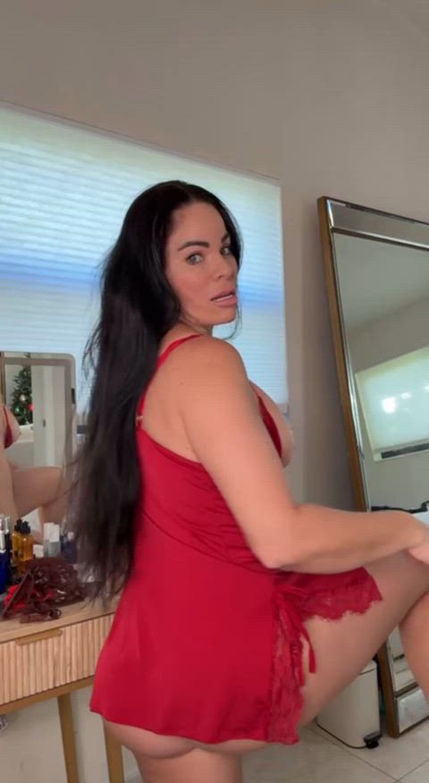 Wanna skip class and meet the MILF instead?