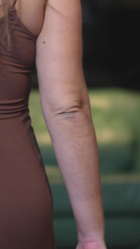 This sweet milf next door is the perfect mix of sugar and spice