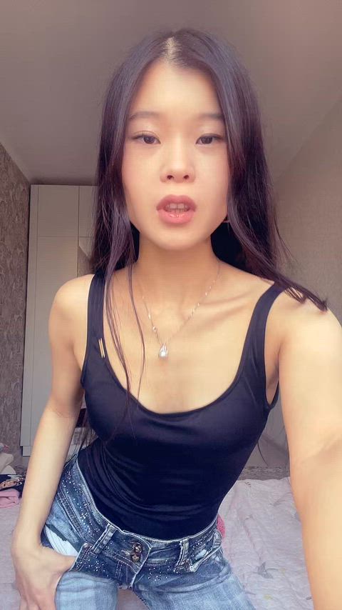 Blurred video preview
