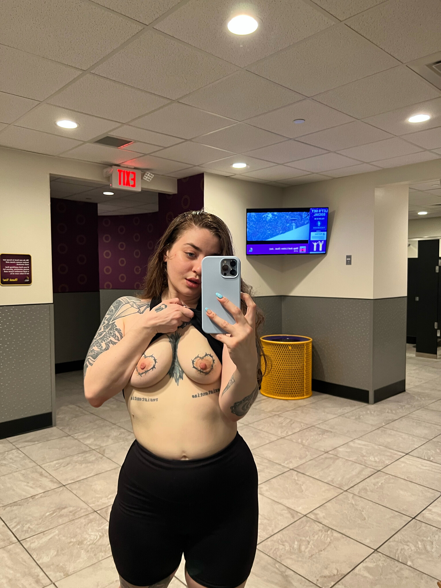 Outdoor flashing freshie juice