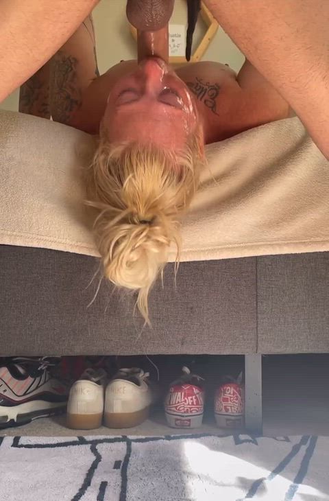 Fuck my face 👅 until I puke 🤮 [26F]