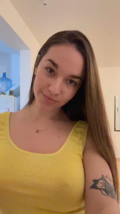 F20 I'm now ready to be your fuckdoll, any volunteers ?