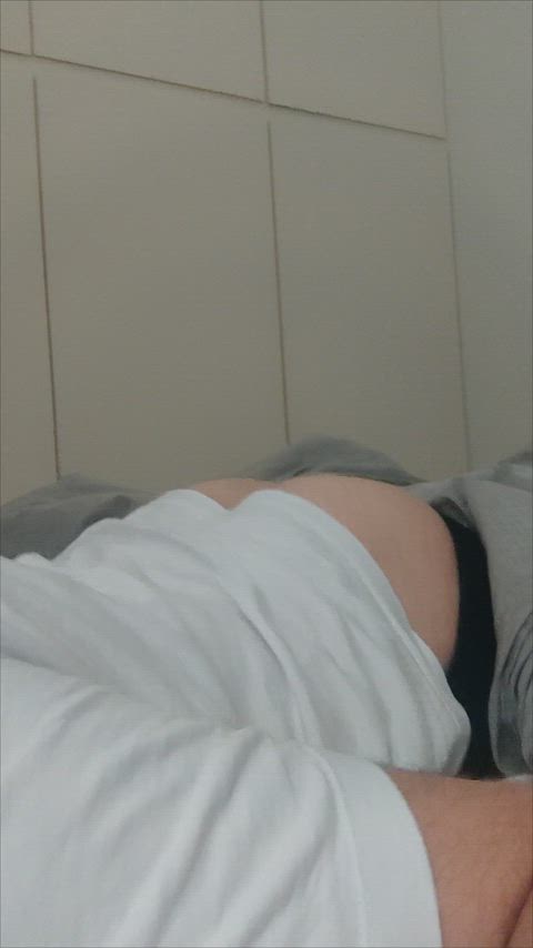 I can't sleep dad, would ypu let me into your bed?