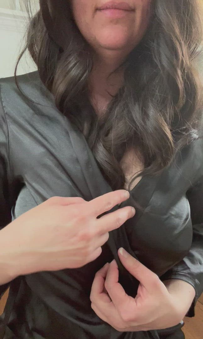 Pretty sure Black Satin is your new favorite thing