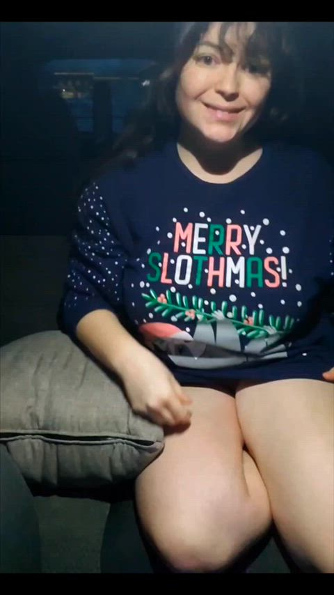 Holiday pillow hump in the car