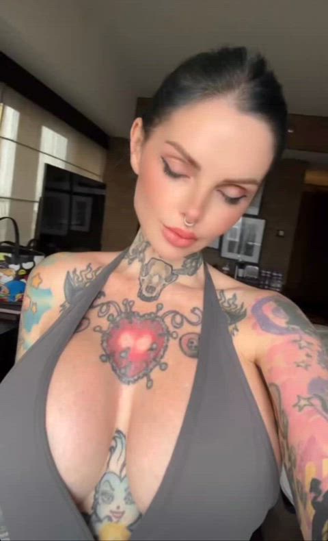 Cleavage & tongue on display