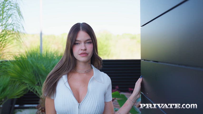 Rossa Vaxx' First DVP Gangbang