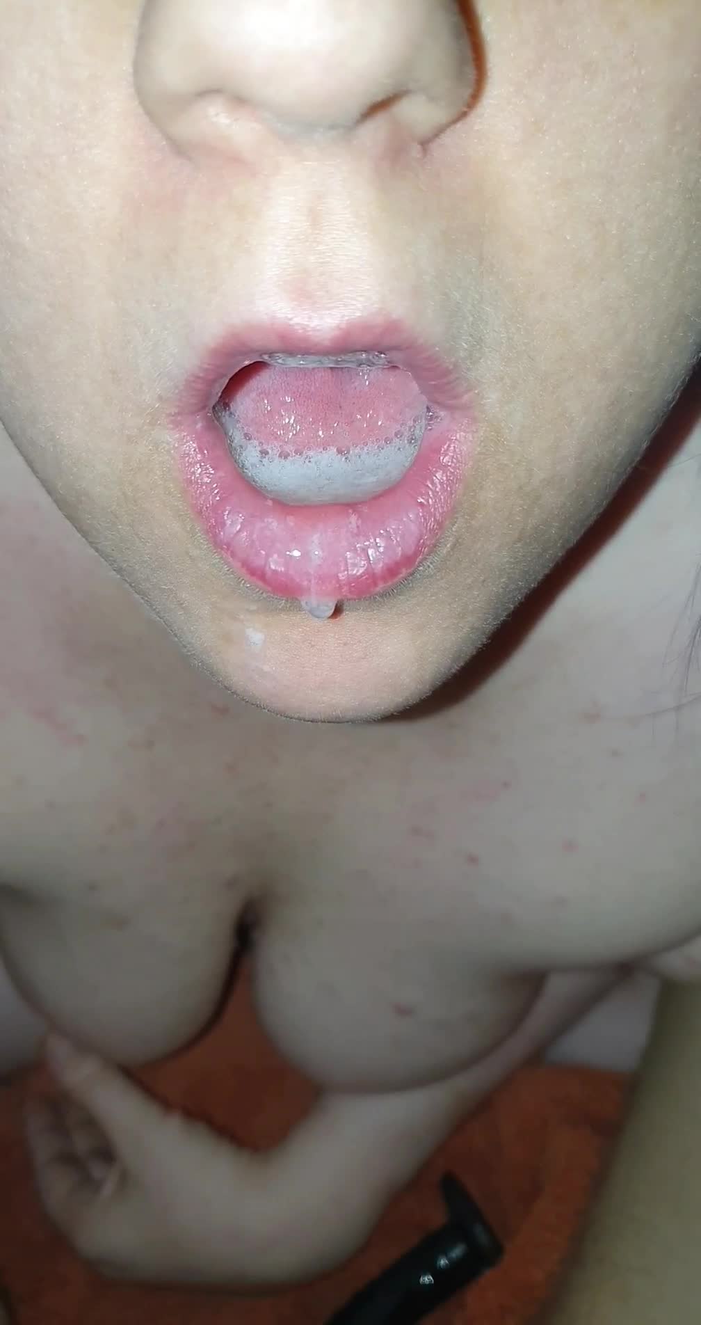 Normally i swallow, but he wanted to watch me play with his cum ;)