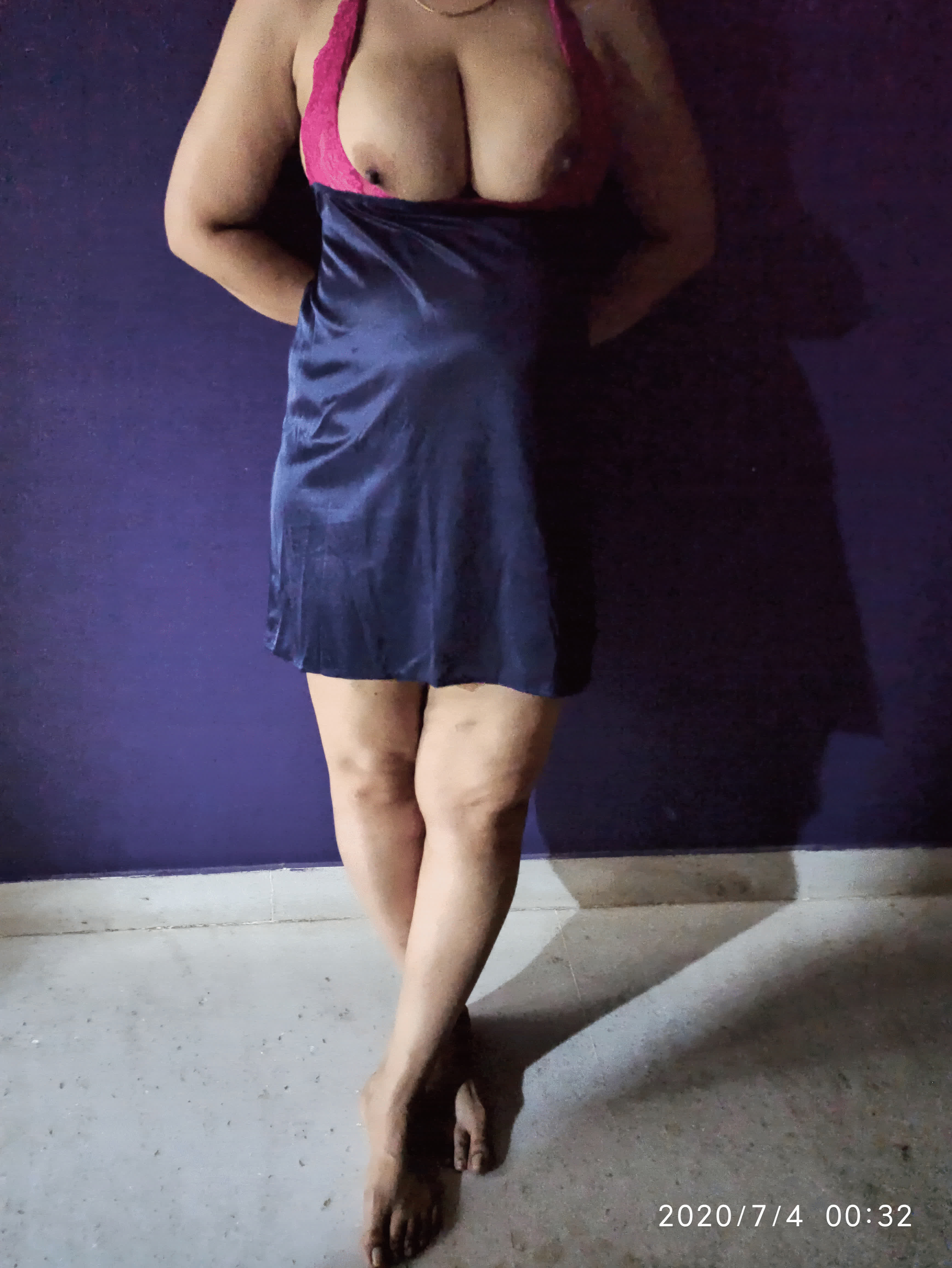 Do I belong here? 45F. Indian Housewife. Please be *honest*. Yes I do have confidence issues at times.