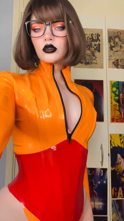 My latex Velma cosplay from Scooby doo!