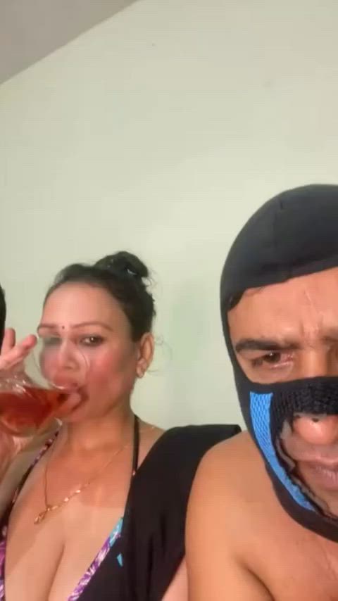 Bhabii is too hot 🥵