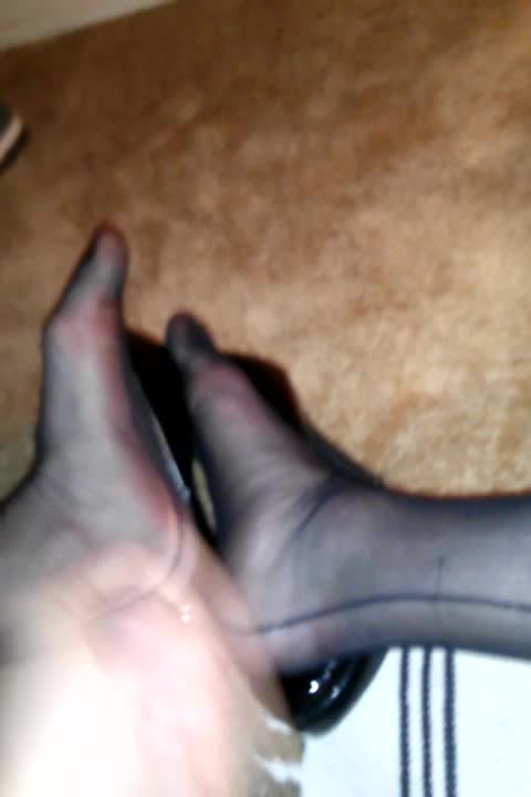 Nylon feet get a treat