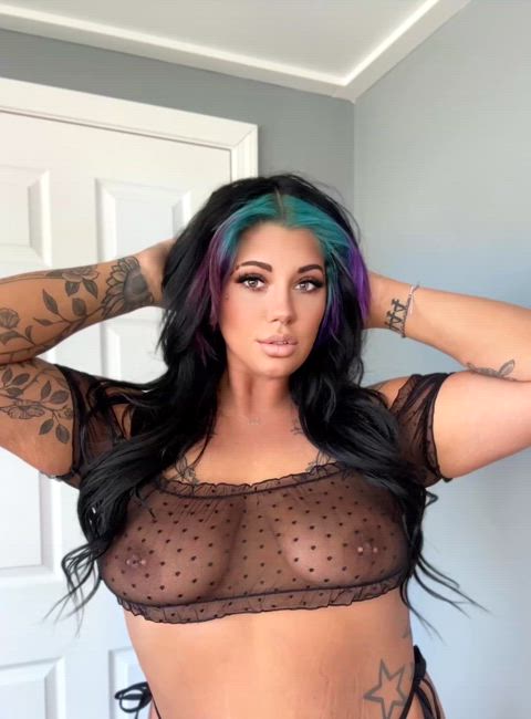 would u fuck a plussized MILF? dont liee