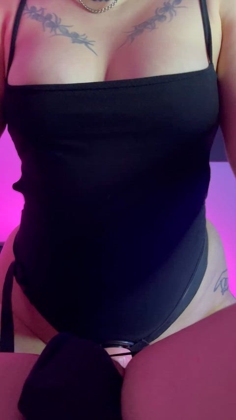 Lets play a game, if I win I get to peg you, in? [domme]