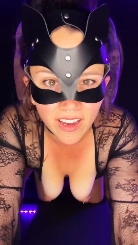 I love feeling him pound me from behind 😈