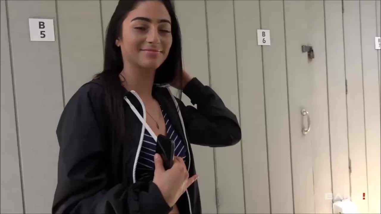 Please Fuck Me, I Am On Vacation With My Useless Boyfriend