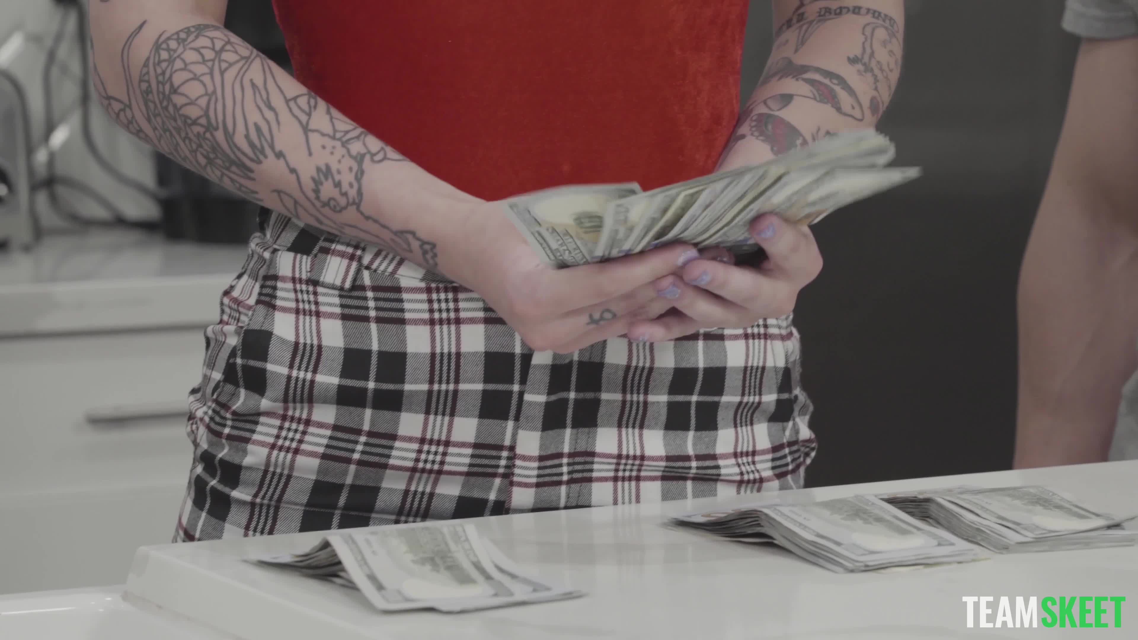 TeenPies - Val Steele - Search For Wealth