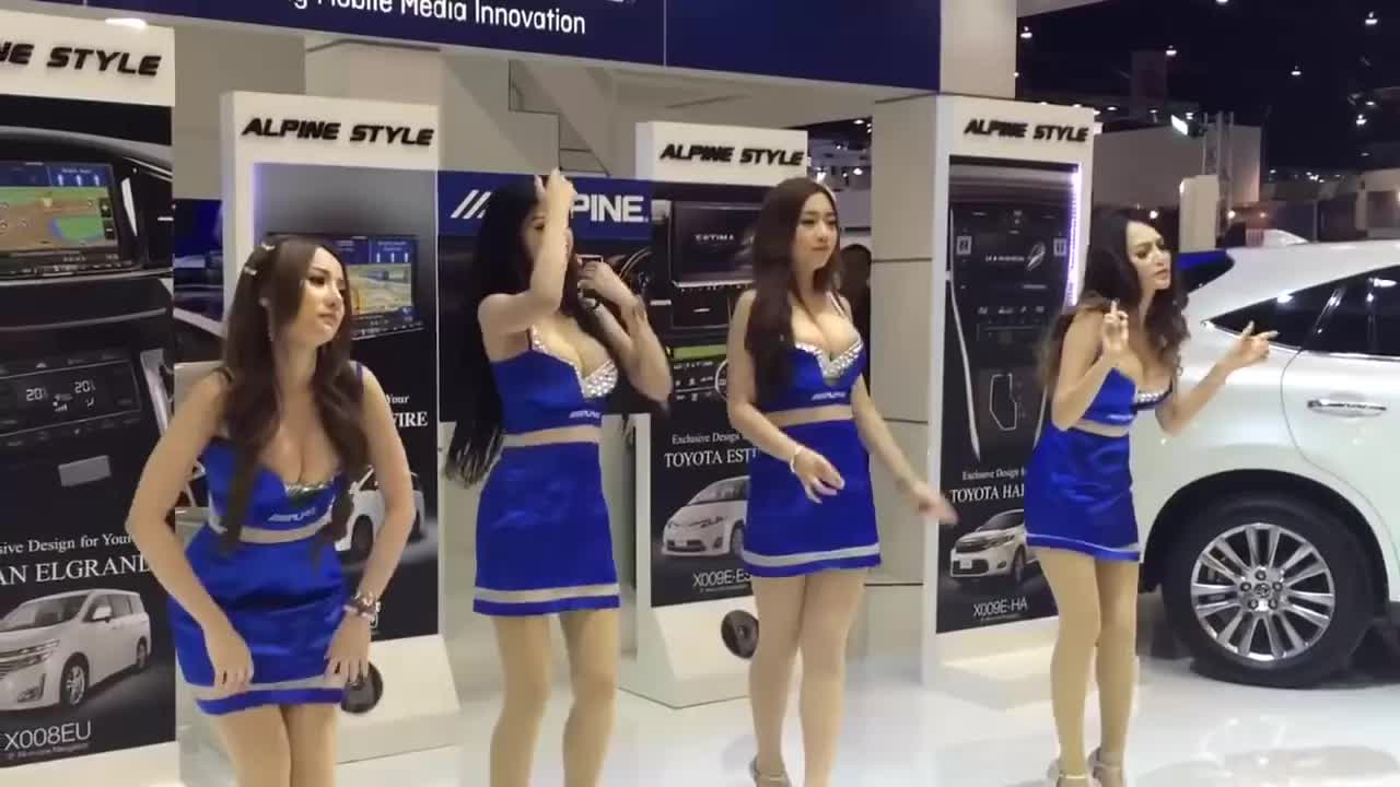 Which sexy dancer?