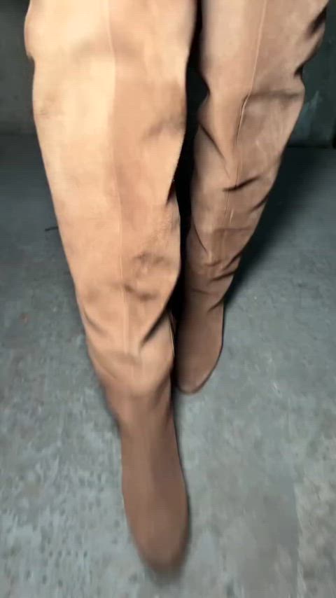 Puss in Boots Lea! Halloween 2025