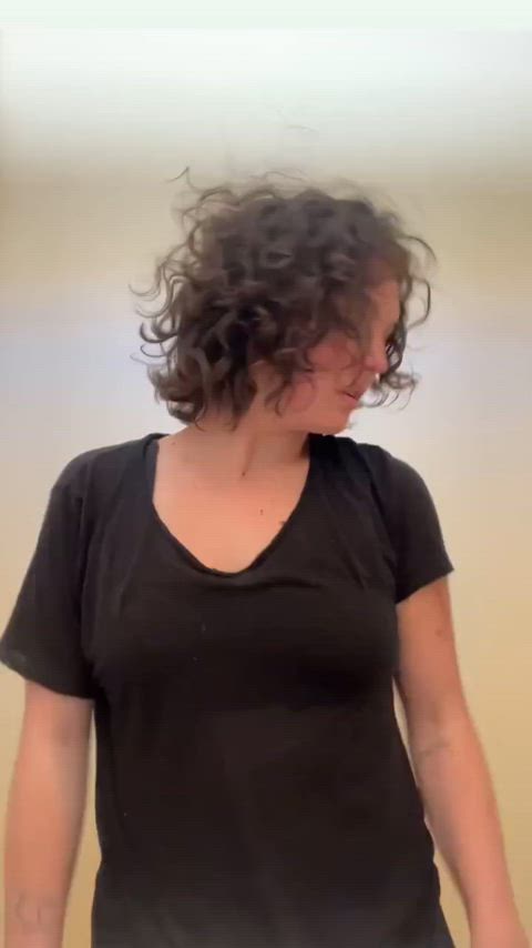 Camren Bicondova (actress)