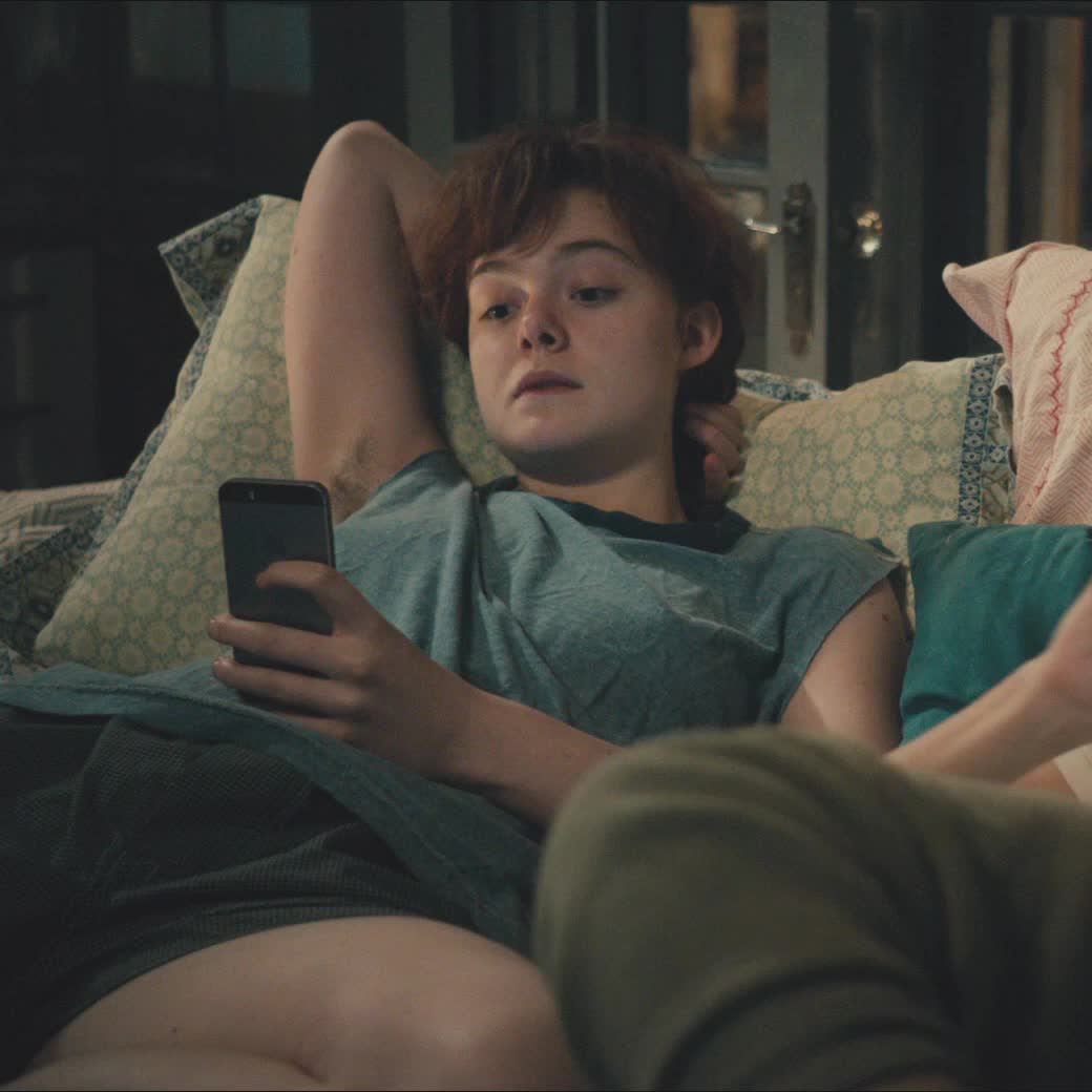 Elle Fanning's hairy armpits - About Ray 2015
