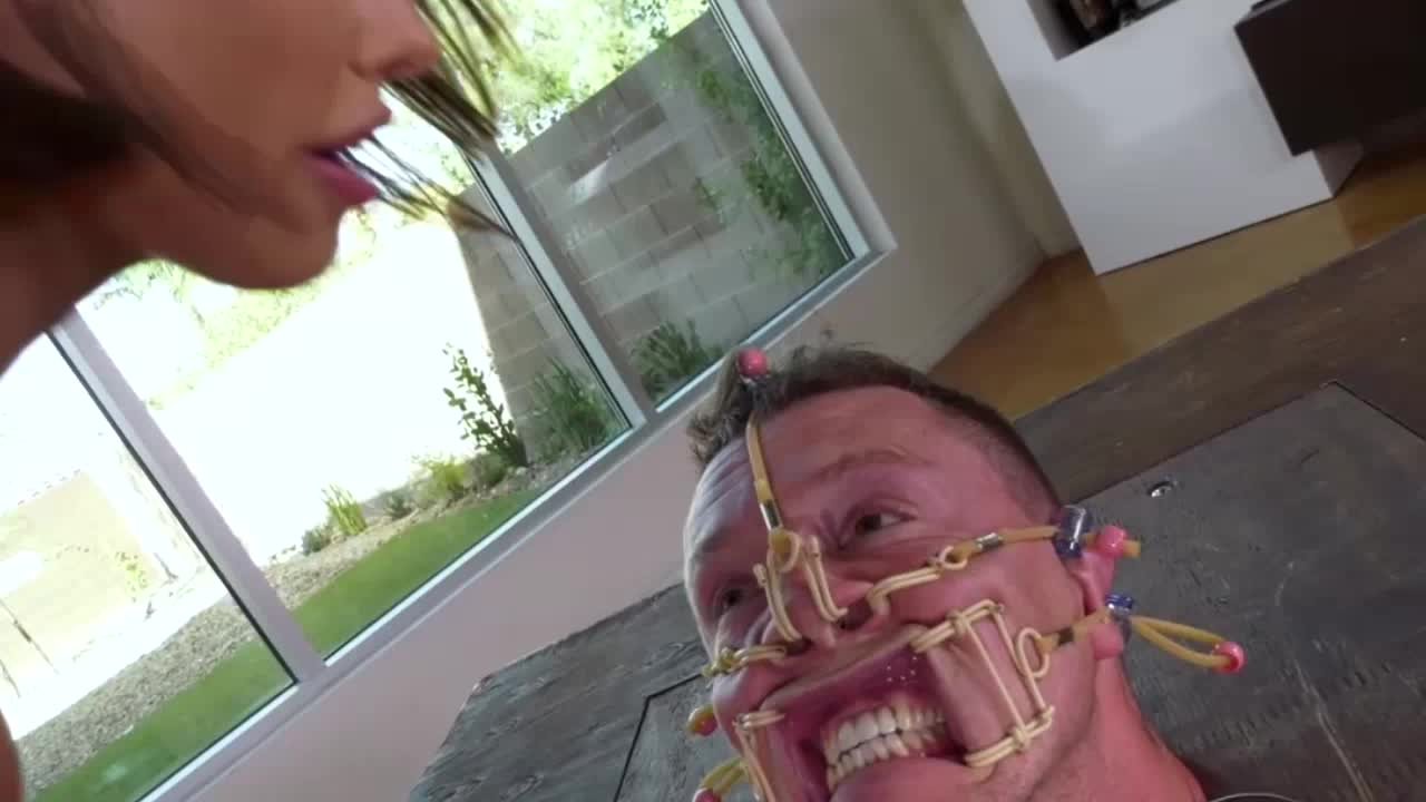 Adriana Chechik Squirts On Slave