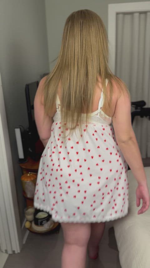 Age is just a number, and so is my weight. Let me prove it to you in the bedroom - I've got the moves, energy, and experience