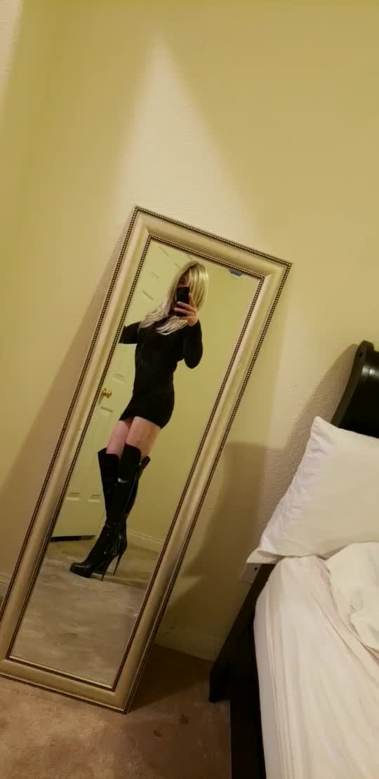 Mistress is waiting