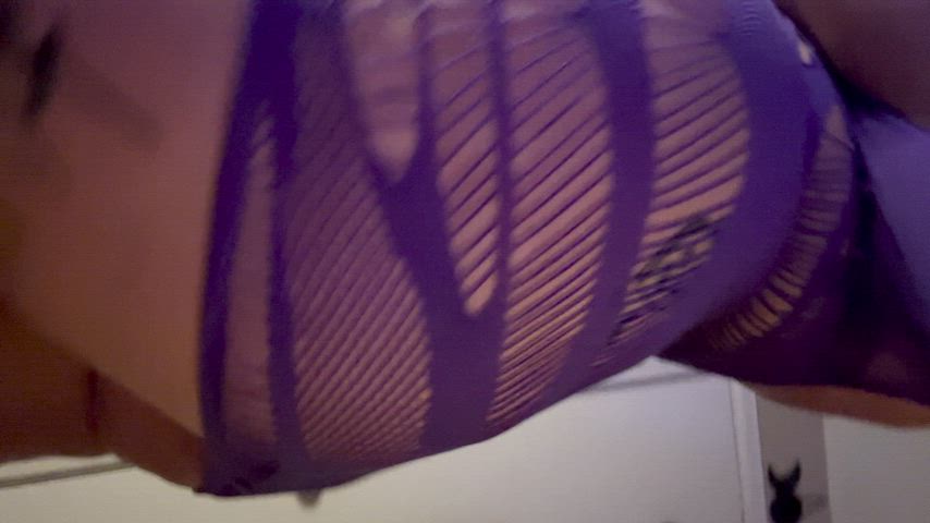 Feeling a little wobbly on those knees huh