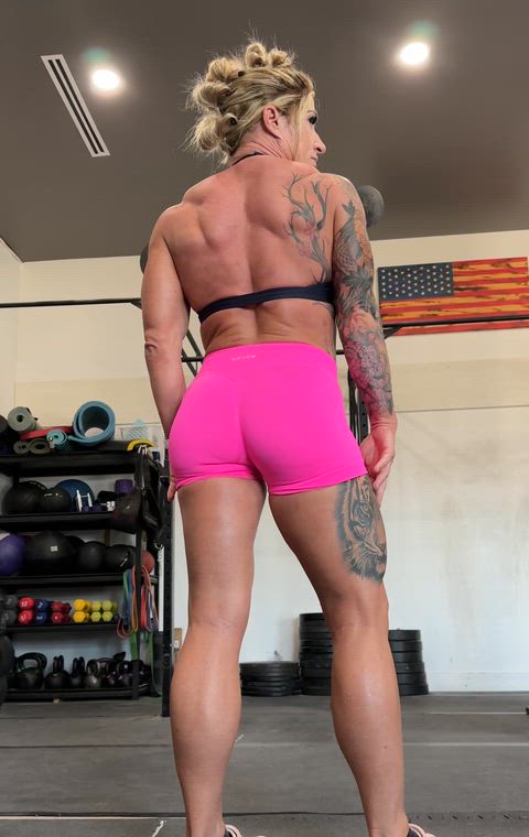 flexing now, but later I’ll be gripping you harder