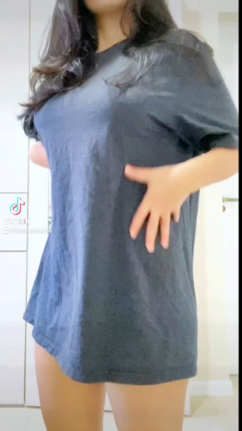 Amateur Asian Natural Tits OnlyFans TikTok Porn GIF by hatsuzume